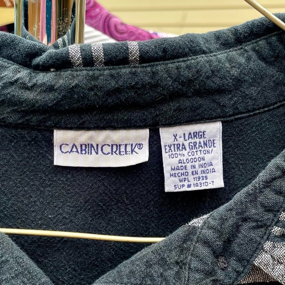 Black and white button-down blouse - Picture 2 of 3